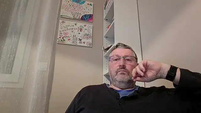 doudou310 online show from 02/21/26, 05:30