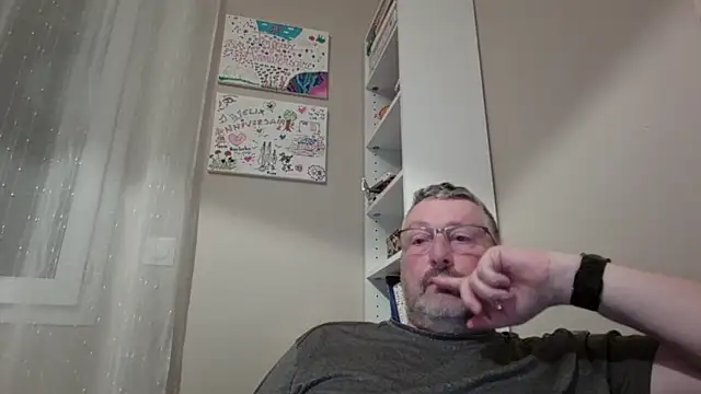 doudou310 online show from 03/08/26, 02:48