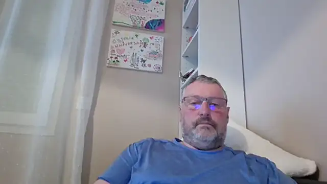 doudou310 online show from 04/16/26, 03:29