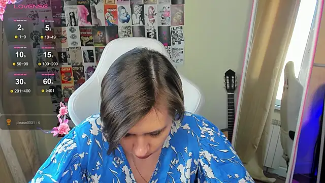 Snapshot of Scarlet_Sirenn chatting on 02/19/26, 10:22 Scarlet Sirenn online show from 02/19/26, 10:22