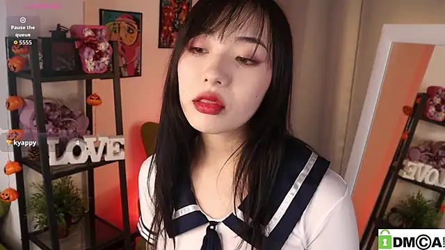 Noiry Vuvez online show from 04/10/26, 08:13