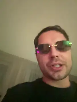 hottogetherNL online show from 06/18/26, 12:22