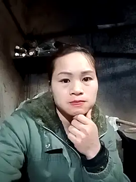 Snapshot of l_kiss chatting on 02/02/26, 01:32 l kiss online show from 02/02/26, 01:32