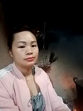 Snapshot of l_kiss chatting on 02/21/26, 11:06 l kiss online show from 02/21/26, 11:06