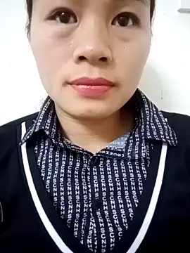 Snapshot of l_kiss chatting on 02/23/26, 12:02 l kiss online show from 02/23/26, 12:02