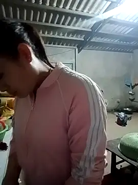 Snapshot of l_kiss chatting on 03/03/26, 12:00 l kiss online show from 03/03/26, 12:00