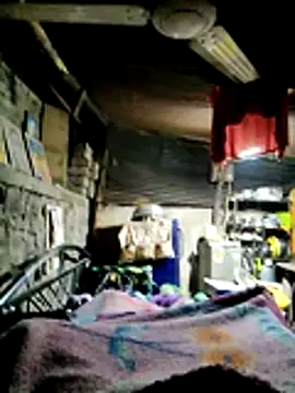 Snapshot of crazyxy12 chatting on 02/04/26, 06:14 crazyxy12 online show from 02/04/26, 06:14