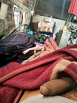 Snapshot of crazyxy12 chatting on 02/13/26, 09:27 crazyxy12 online show from 02/13/26, 09:27