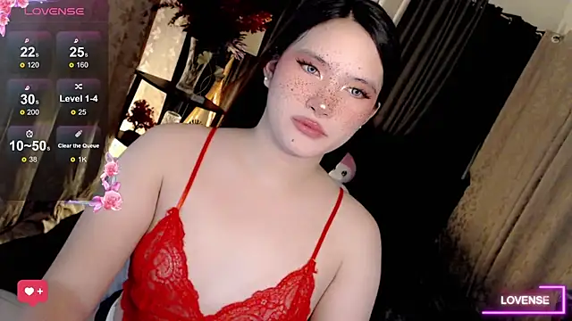 Snapshot of IsabellaXoXo69 chatting on 06/25/26, 12:21 IsabellaXoXo69 online show from 06/25/26, 12:21