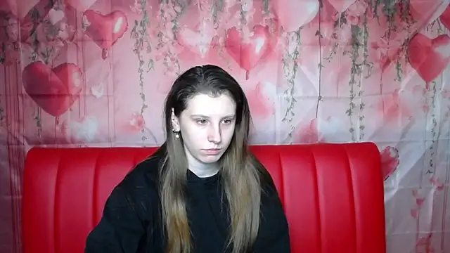 Snapshot of LilianaShine chatting on 02/05/26, 06:07 LilianaShine online show from 02/05/26, 06:07