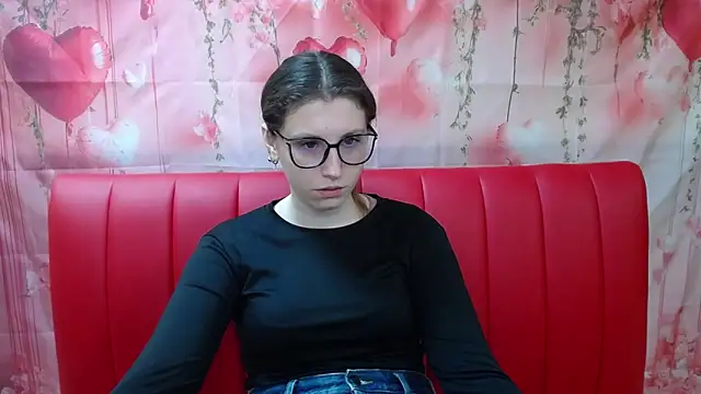 LilianaShine online show from 03/25/26, 06:08