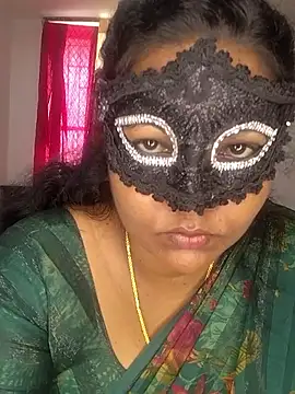 Snapshot of Tamil_Shalini12 chatting on 05/04/26, 04:52 Tamil Shalini12 online show from 05/04/26, 04:52
