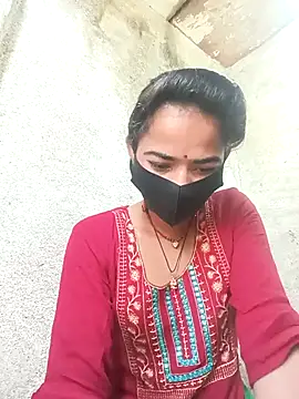 Snapshot of Sunali_Bendre chatting on 03/02/26, 08:54 Sunali Bendre online show from 03/02/26, 08:54