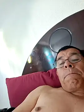 Snapshot of eros3442 chatting on 02/08/26, 05:05 eros3442 online show from 02/08/26, 05:05