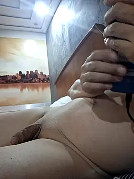 Snapshot of eros3442 chatting on 06/24/26, 05:50 eros3442 online show from 06/24/26, 05:50