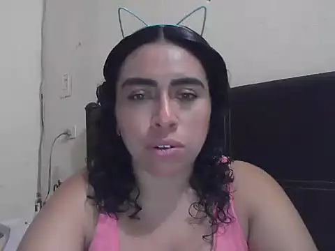 DalilahMx online show from 04/28/26, 03:06