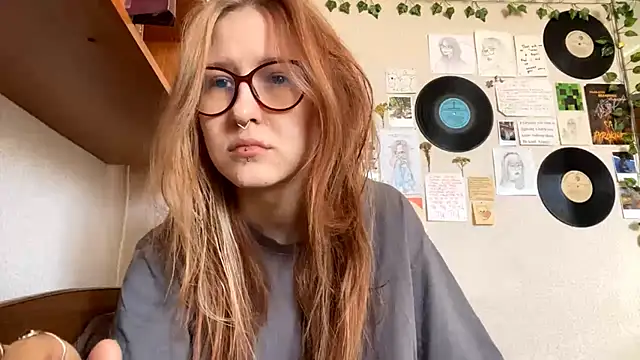 LaureenVielma online show from 04/05/26, 08:22