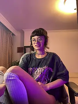 Miamhua-Cat- online show from 02/12/26, 06:30