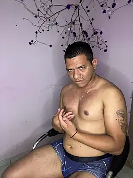 Snapshot of Loaisn chatting on 02/03/26, 01:37 Loaisn online show from 02/03/26, 01:37