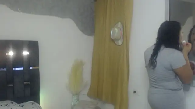 Barbara D Valencia online show from 03/25/26, 03:51