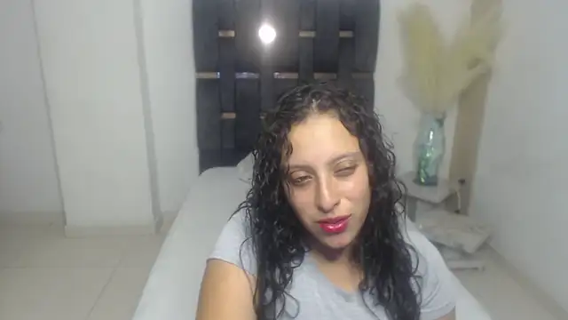 Barbara D Valencia online show from 06/01/26, 03:25