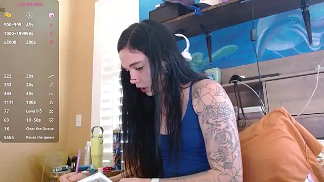 ahungkittykat online show from 04/21/26, 09:50