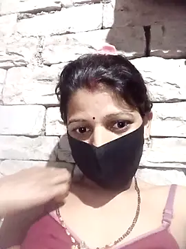 Snapshot of Divya-11431 chatting on 02/02/26, 04:27 Divya-11431 online show from 02/02/26, 04:27