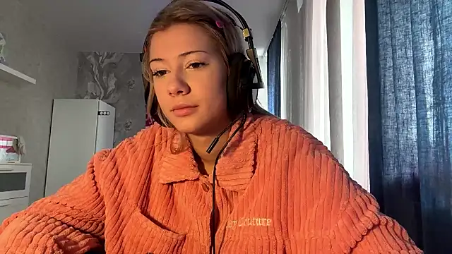 LadyFoxLove online show from 02/28/26, 10:38