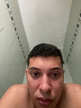 AlexP1090 online show from 07/28/26, 04:05