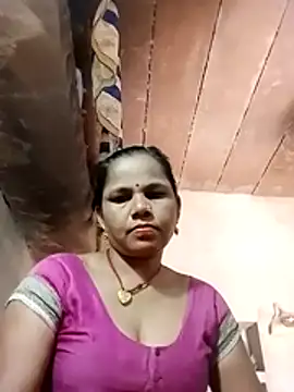 Snapshot of Pooja_sahu chatting on 05/16/26, 06:43 Pooja sahu online show from 05/16/26, 06:43