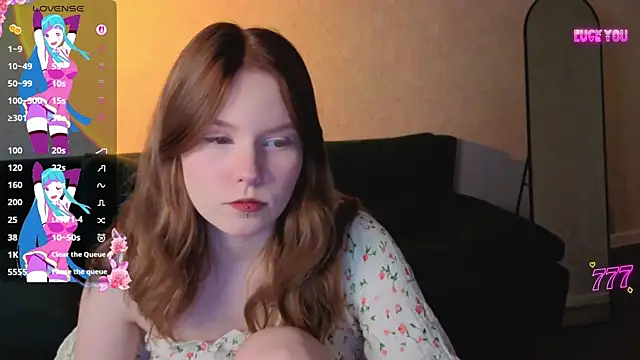 Julia Anis online show from 03/19/26, 01:09