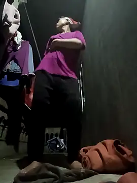 Snapshot of Ami-su chatting on 02/17/26, 11:40 Ami-su online show from 02/17/26, 11:40