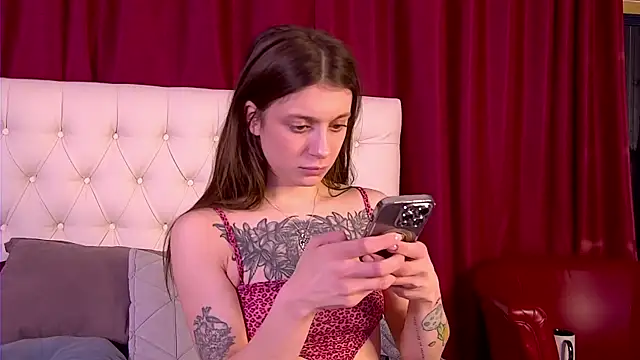 EileenElfie online show from 03/25/26, 04:29