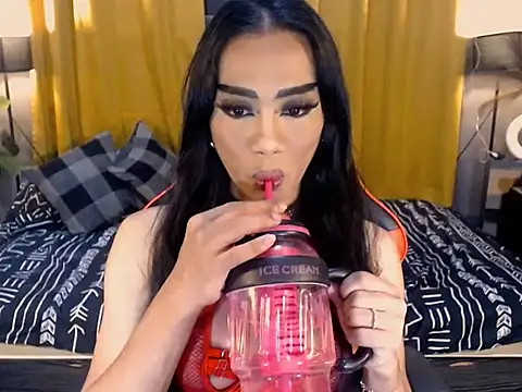 VeshtidaTS online show from 04/20/26, 03:09