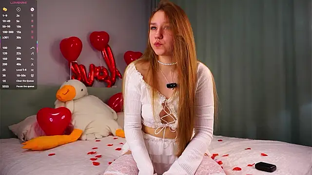 ShantellAngulo online show from 02/13/26, 01:45