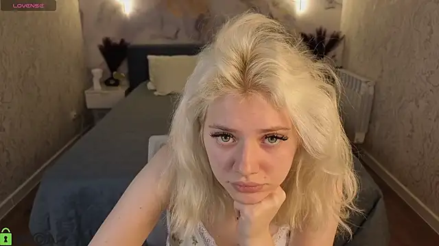 Kate Krose online show from 02/14/26, 01:02