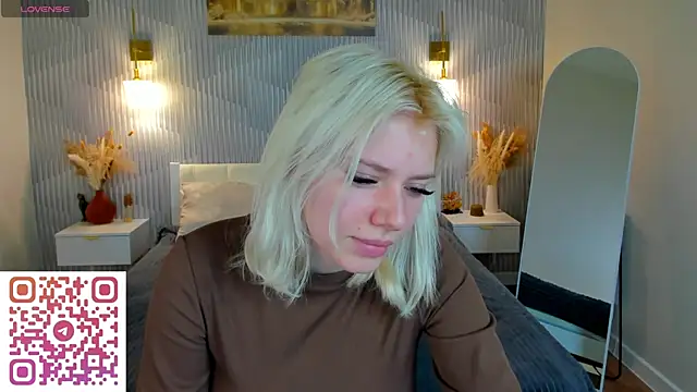 Kate Krose online show from 04/15/26, 09:16