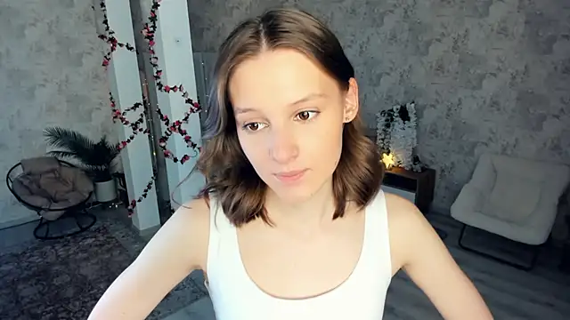 LianneBynon online show from 02/17/26, 08:33