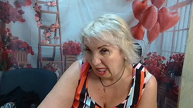 Snapshot of RenataDaster chatting on 05/26/26, 12:50 RenataDaster online show from 05/26/26, 12:50