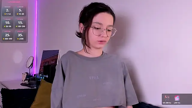 miabellee  online show from 02/08/26, 02:59