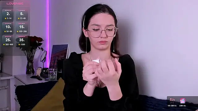 miabellee  online show from 02/16/26, 07:32