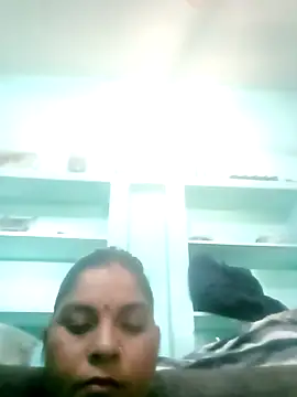 Rajni248096 online show from 03/05/26, 08:32