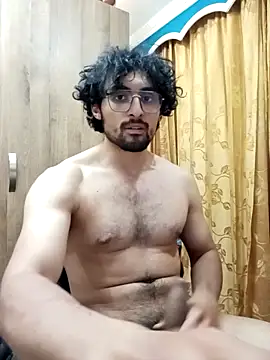 Snapshot of Apolo_Men chatting on 02/26/26, 05:06 Apolo Men online show from 02/26/26, 05:06