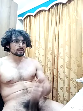 Snapshot of Apolo_Men chatting on 02/27/26, 04:12 Apolo Men online show from 02/27/26, 04:12