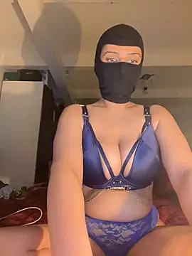 Snapshot of HelinHot chatting on 02/28/26, 09:05 HelinHot online show from 02/28/26, 09:05