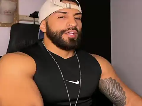 Snapshot of SamDornan51 chatting on 02/19/26, 01:01 SamDornan51 online show from 02/19/26, 01:01