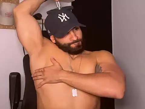 Snapshot of SamDornan51 chatting on 02/27/26, 02:22 SamDornan51 online show from 02/27/26, 02:22