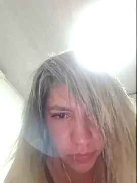 Snapshot of Ambar_Cortes chatting on 02/07/26, 07:45 Ambar Cortes online show from 02/07/26, 07:45