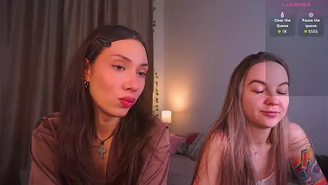 AricaPetties online show from 04/06/26, 10:38