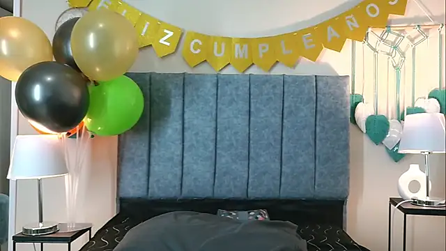 NatalyGuzman26 online show from 05/23/26, 10:19